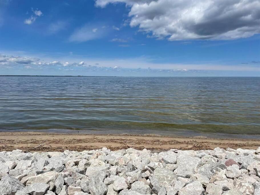 Waterfront Cottage Near Lambeau And Door County! Green Bay Exterior foto